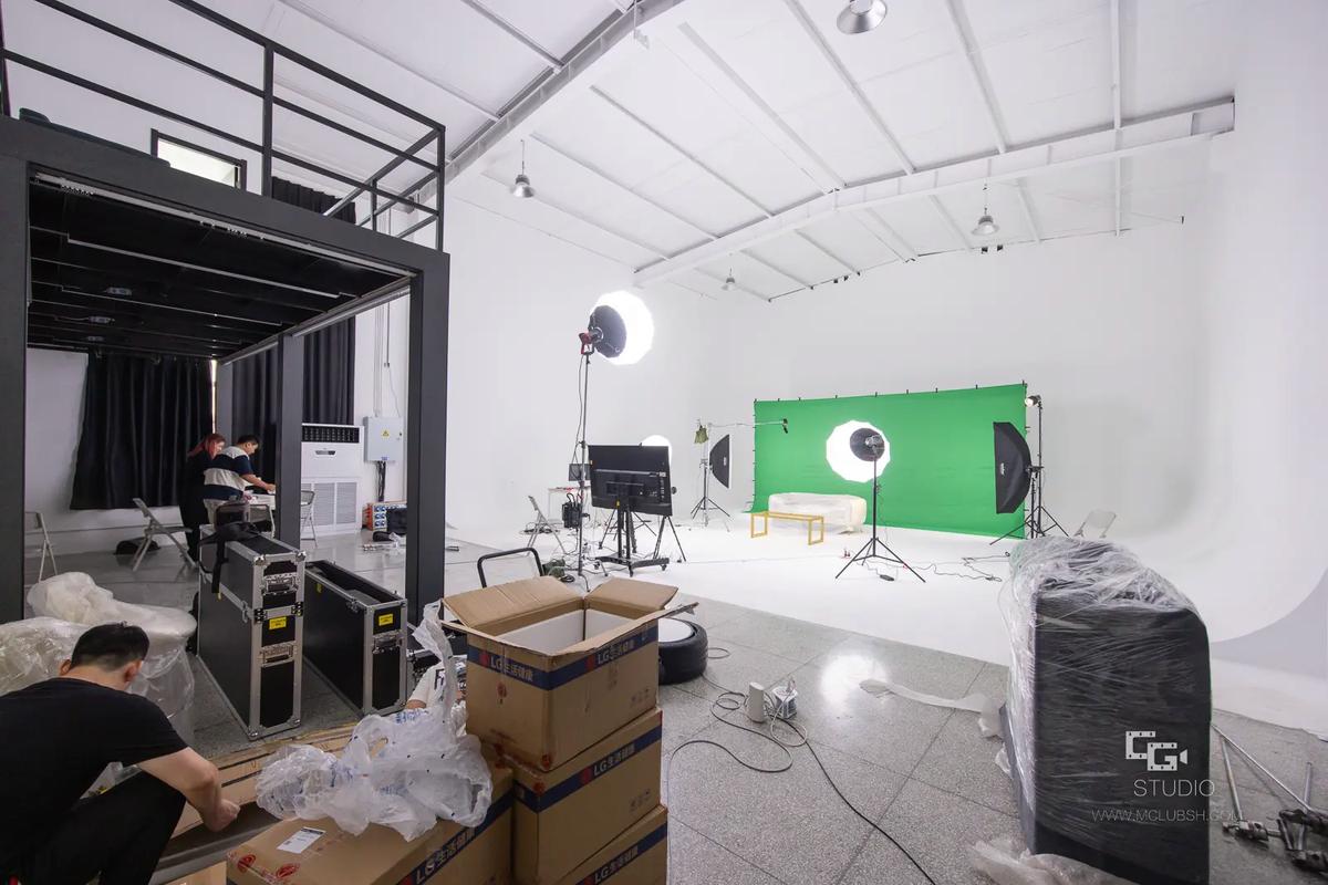 专业影视制作首选 探秘咔么合作影棚与上海片场影棚